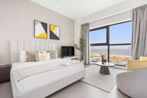 Silkhaus Modern Studio with Private Beach